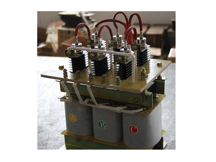 三相整流变压器的不均衡电流的常用抑制方法